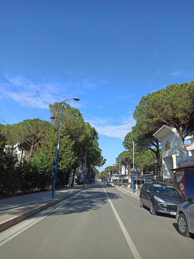 Lovely Apartment Golem  Bagian luar foto